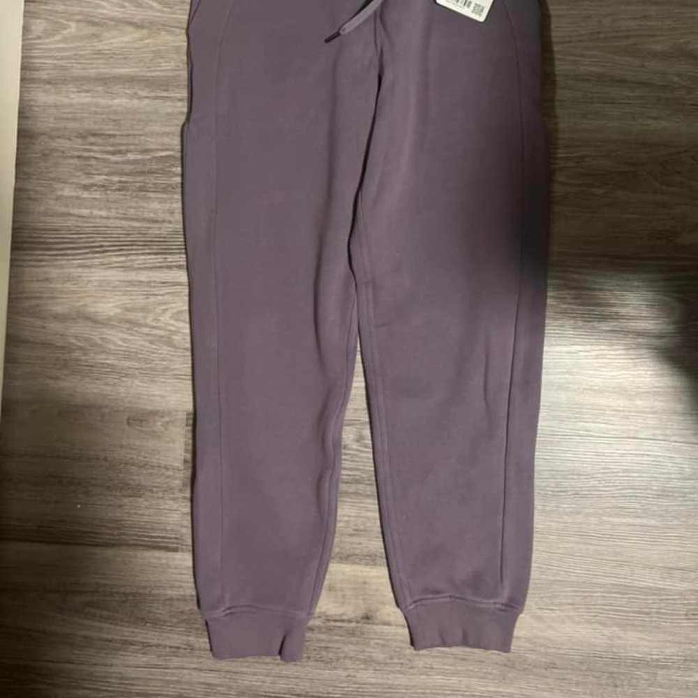 Lululemon Scuba HR joggers sz 6